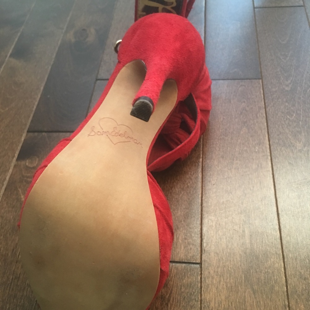 Shoes - Picture 3 of 3